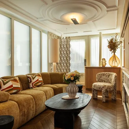 Signature De L'hotel Royal Madeleine Hotel