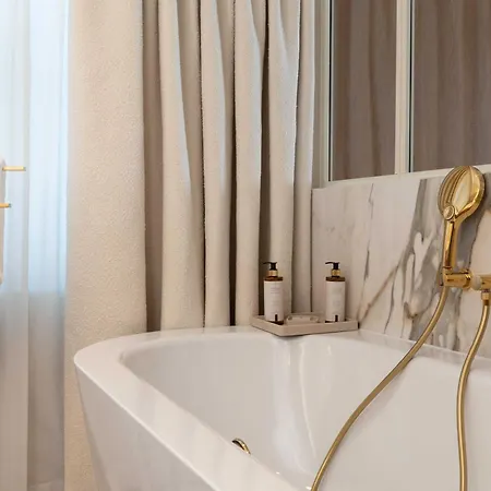 Signature De L'hotel Royal Madeleine Hotel Paris